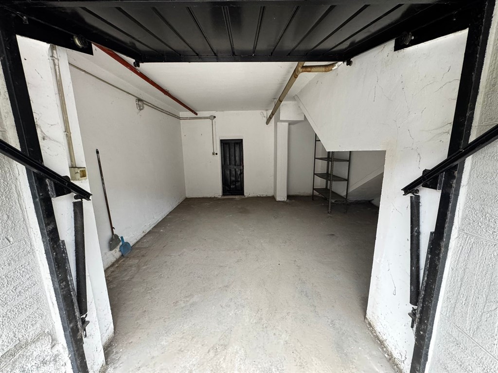 BOX AUTO - MONCALIERI , VIA DEI MILLE